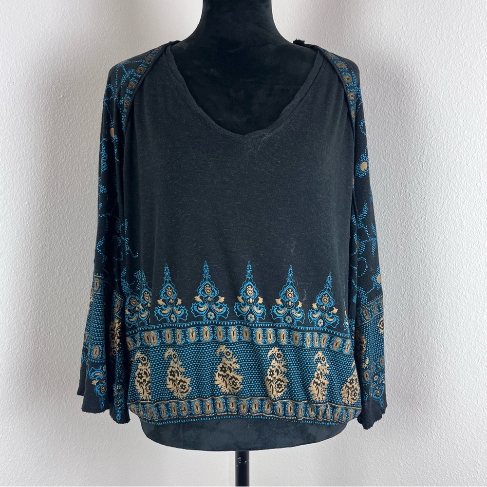 Free People Shirt Womens Small Medallion Dolman Bell Sleeve Boho Peasant Black